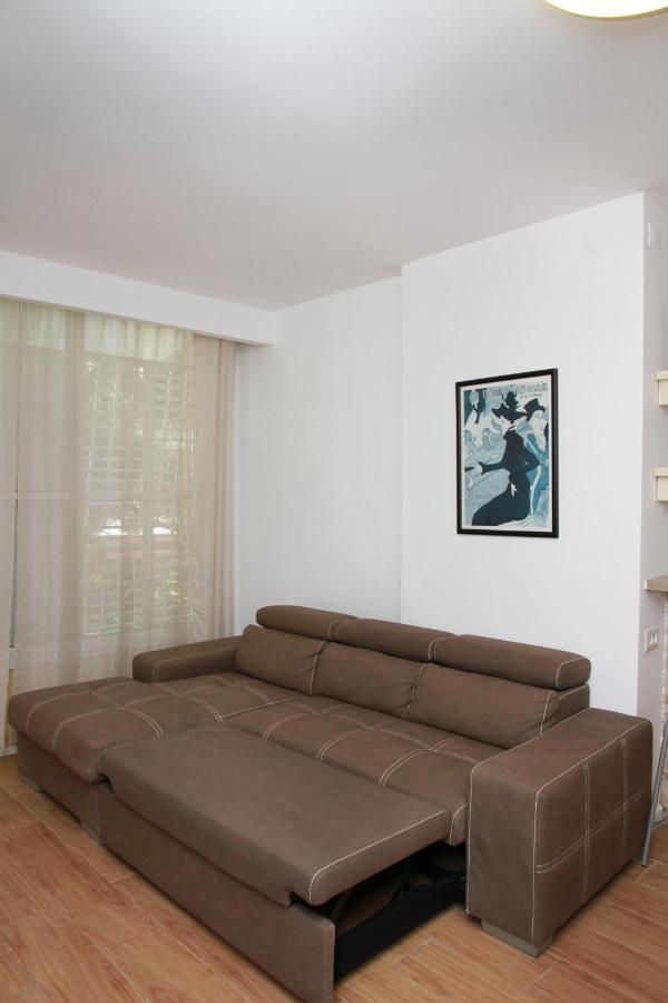 Apartments4You Betti Бат-Ям Екстер'єр фото
